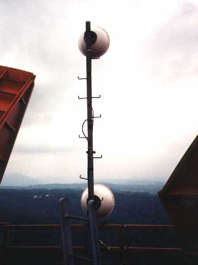 The WISE(FM) Antenna at Pole Bridge Road